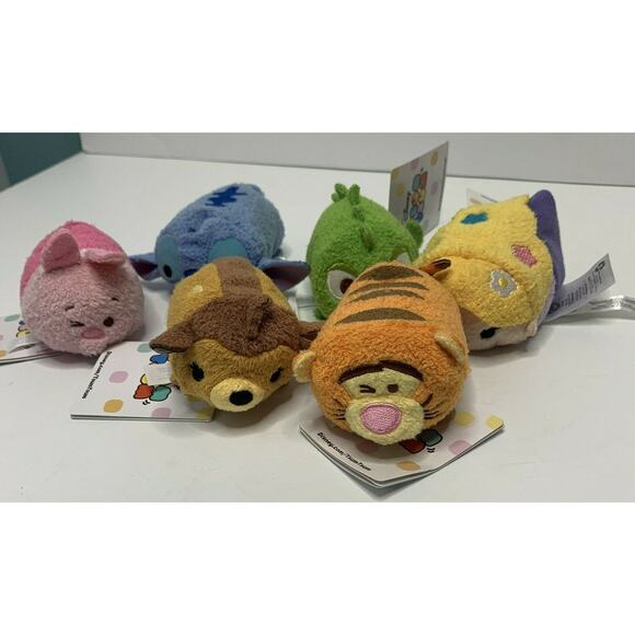 Disney Tsum tsum Plush set Of 6 Piglet Pooh Tigger Bambi collection lot - Picture 1 of 9